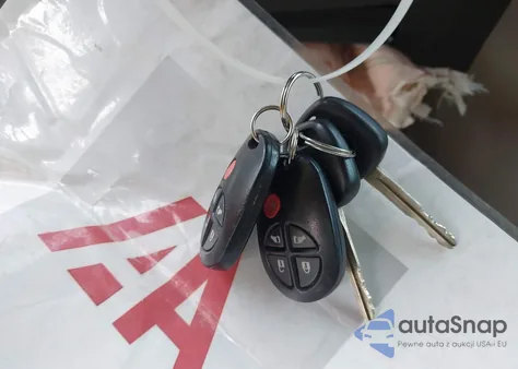 2011 Toyota Sienna Le V6 from USA, damaged, VIN 5TDKK3DC3BS154629